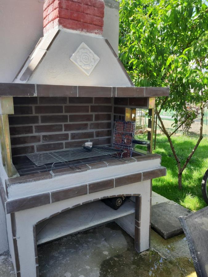 Soula'S Sunshine Big Apartment Nea Karvali Exterior foto